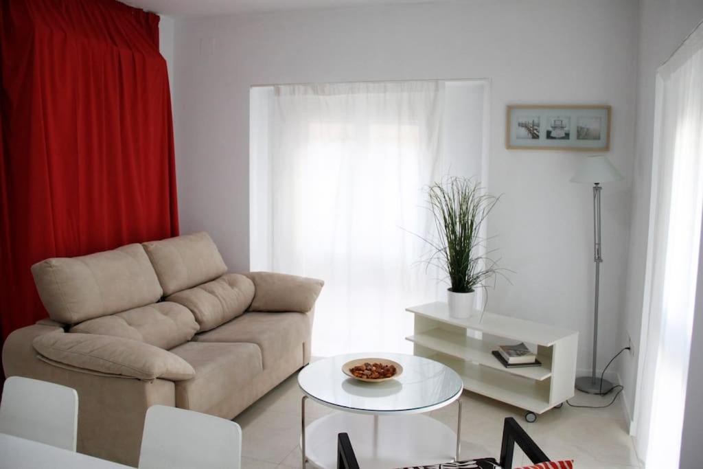 Cosy Apartment / Literally At The Foot Of Alhambra Granada Dış mekan fotoğraf